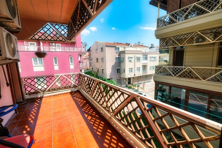 شقة في منطقة راقية من كونيالتي