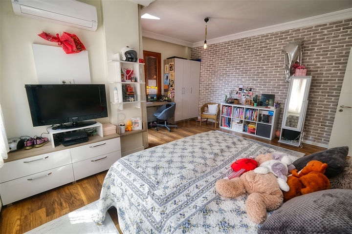 شقة في منطقة راقية من كونيالتي