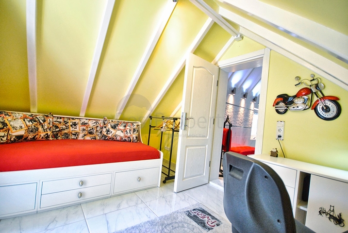 فيلا رائعة منفصلة للبيع مطلة على البحر في أنطاليا - كيمير