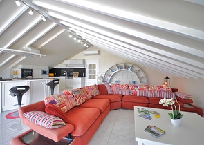 فيلا رائعة منفصلة للبيع مطلة على البحر في أنطاليا - كيمير