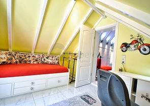 فيلا رائعة منفصلة للبيع مطلة على البحر في أنطاليا - كيمير