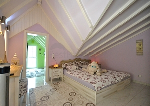 فيلا رائعة منفصلة للبيع مطلة على البحر في أنطاليا - كيمير