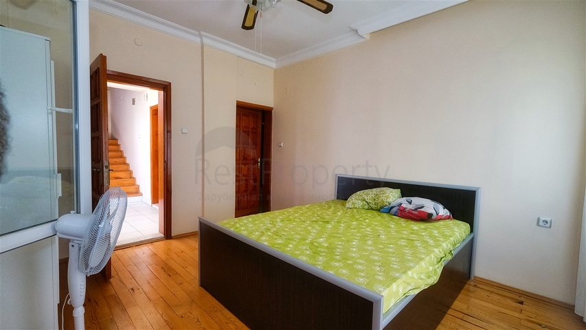 فيلا فاخرة مع مسبح خاص وإطلالات على البحر