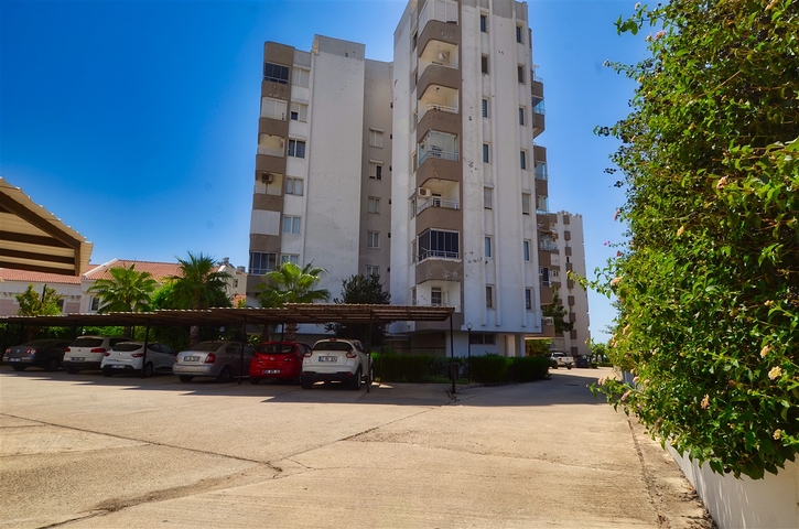 شقة فسيحة 3 + 1 في لارا أنطاليا مطلة على البحر