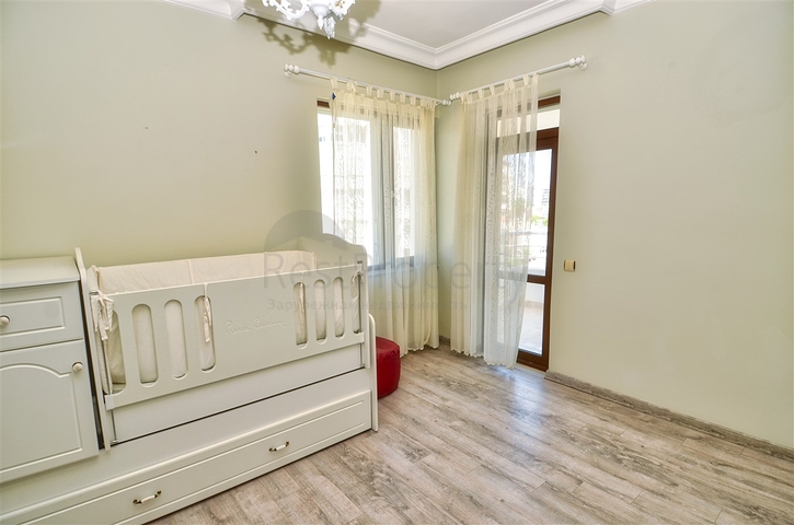 شقة فسيحة 3 + 1 في لارا أنطاليا مطلة على البحر