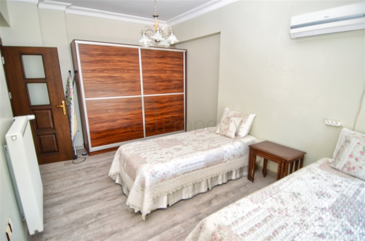 شقة فسيحة 3 + 1 في لارا أنطاليا مطلة على البحر