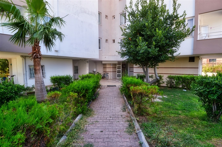 شقة فسيحة 3 + 1 في لارا أنطاليا مطلة على البحر