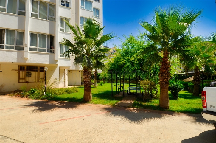 شقة فسيحة 3 + 1 في لارا أنطاليا مطلة على البحر