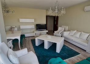 شقة فسيحة 3 + 1 في لارا أنطاليا مطلة على البحر