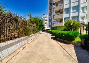 شقة فسيحة 3 + 1 في لارا أنطاليا مطلة على البحر