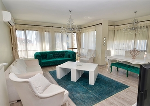 شقة فسيحة 3 + 1 في لارا أنطاليا مطلة على البحر