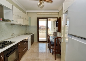 شقة فسيحة 3 + 1 في لارا أنطاليا مطلة على البحر