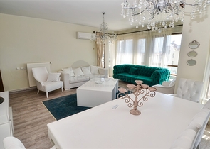 شقة فسيحة 3 + 1 في لارا أنطاليا مطلة على البحر