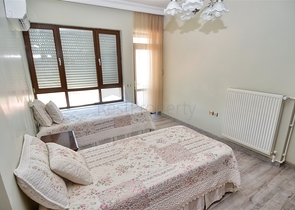 شقة فسيحة 3 + 1 في لارا أنطاليا مطلة على البحر