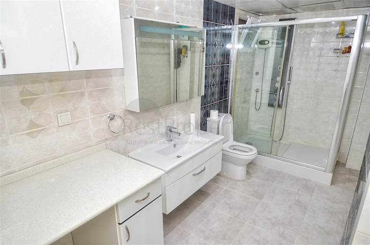 شقة واسعة 3 + 1 في مراد باشا أنطاليا