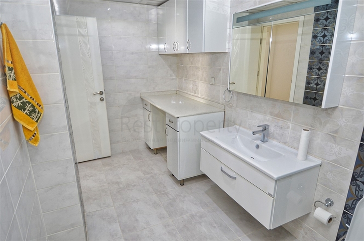 شقة واسعة 3 + 1 في مراد باشا أنطاليا