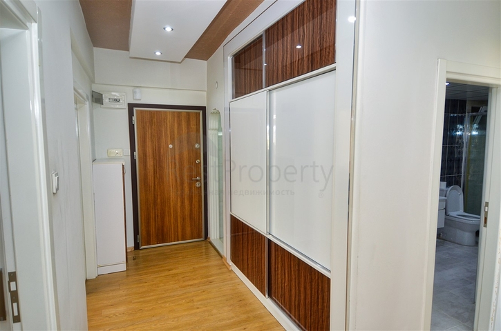 شقة واسعة 3 + 1 في مراد باشا أنطاليا