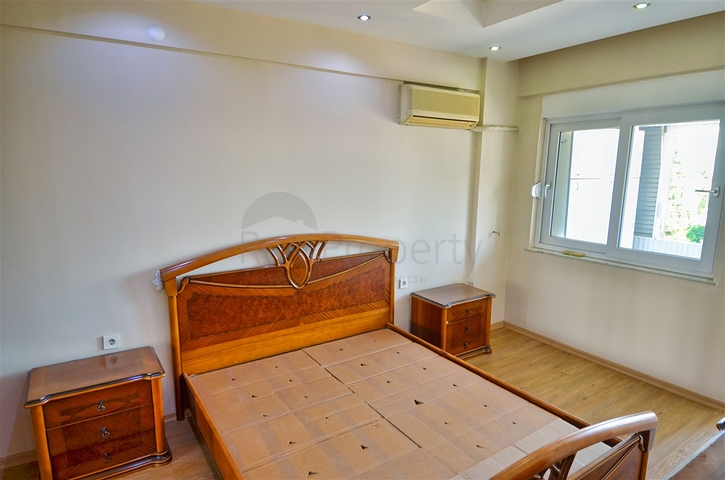 شقة واسعة 3 + 1 في مراد باشا أنطاليا