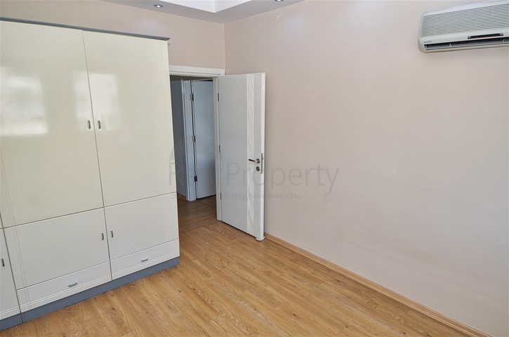 شقة واسعة 3 + 1 في مراد باشا أنطاليا