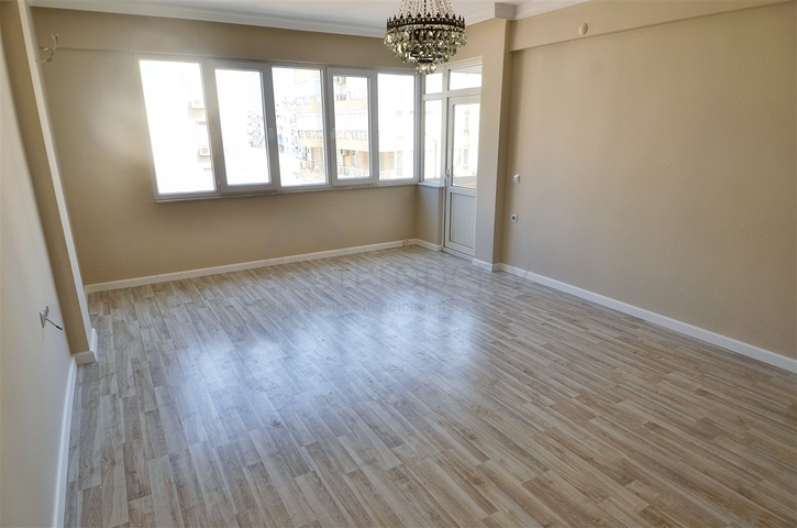 على مسافة قريبة من البحر 3 + 1 في أنطاليا