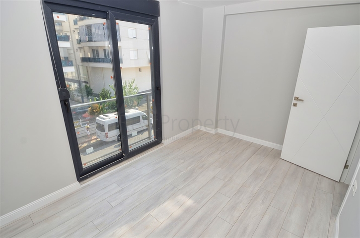 شقة 1 + 1 في مبنى جديد بوسط المدينة