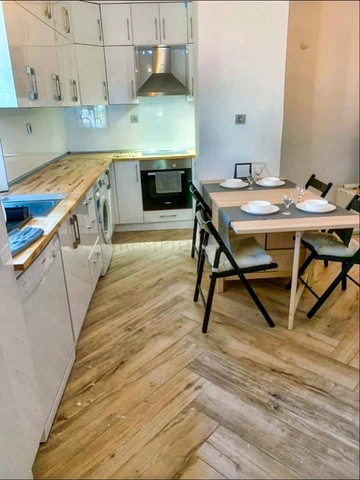 شقة مريحة 2 + 1 من المالك في مراد باشا / انطاليا