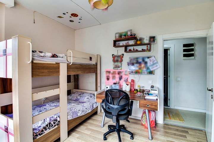 شقة فسيحة 2 + 1 في ساريسو ، كونيالتي