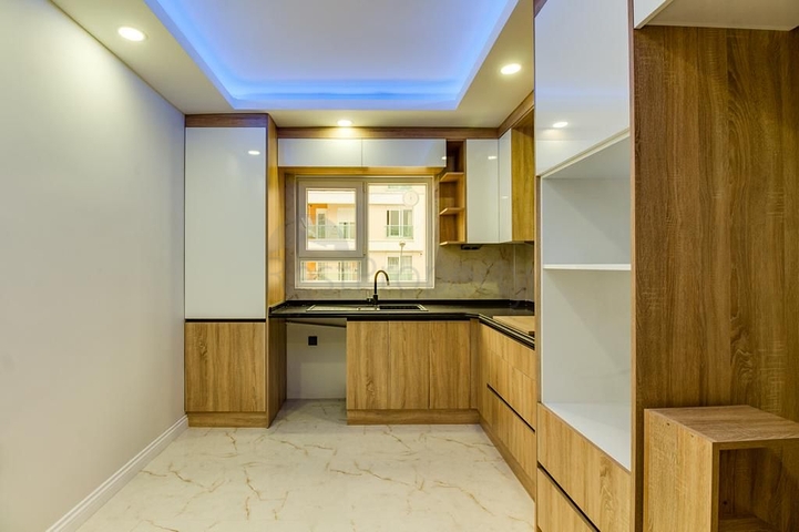 شقة فسيحة 2 + 1 في ساريسو ، كونيالتي