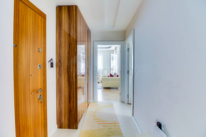 شقة فسيحة 2 + 1 في ساريسو ، كونيالتي