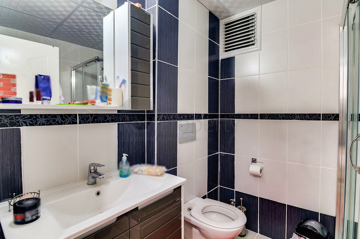 شقة فسيحة 2 + 1 في ساريسو ، كونيالتي