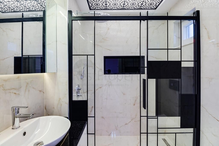 شقة فسيحة 2 + 1 في ساريسو ، كونيالتي