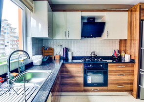 شقة فسيحة 2 + 1 في ساريسو ، كونيالتي