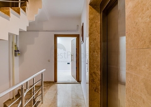 شقة فسيحة 2 + 1 في ساريسو ، كونيالتي