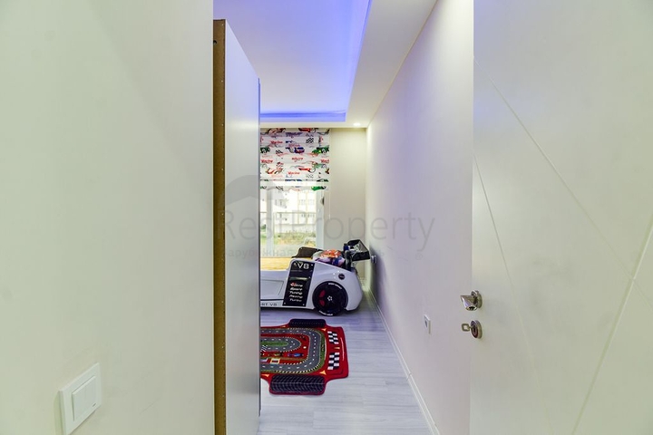 شقة فاخرة 2 + 1 مع أثاث في كونيالتي ، ساريسو