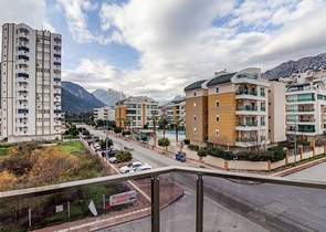 شقة فاخرة 2 + 1 مع أثاث في كونيالتي ، ساريسو