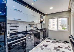 شقة فاخرة 2 + 1 مع أثاث في كونيالتي ، ساريسو