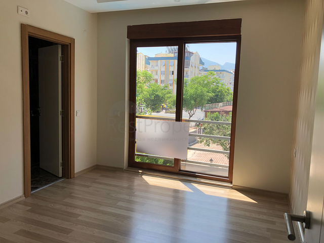 شقة مريحة 2 + 1 في مشروع منتهي في هورما كونيالتي