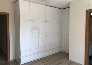 شقة مريحة 2 + 1 في مشروع منتهي في هورما كونيالتي