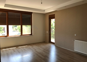 شقة مريحة 2 + 1 في مشروع منتهي في هورما كونيالتي