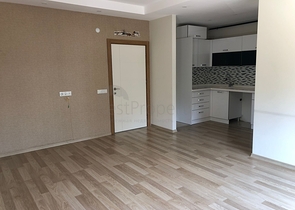 شقة مريحة 2 + 1 في مشروع منتهي في هورما كونيالتي