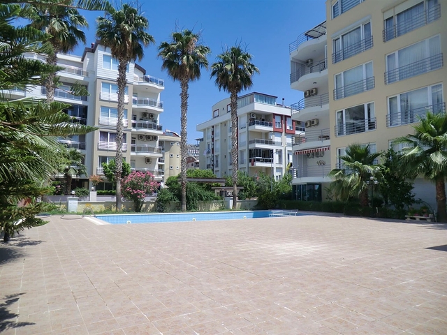 شقق للبيع في انطاليا - تصميم 2 غرفة وصالة -في كونيالتي / انطاليا 