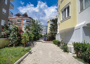 شقق للبيع في انطاليا - تصميم 2 غرفة وصالة -في كونيالتي / انطاليا 