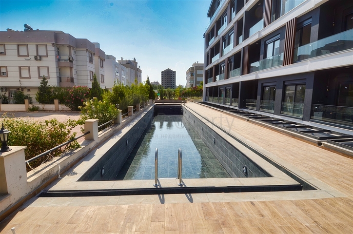 شقق جديدة 1 + 1 و 2 + 1 من المطور في منطقة لارا