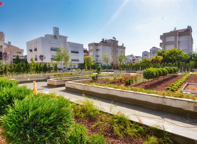 شقق جديدة 1 + 1 و 2 + 1 من المطور في منطقة لارا