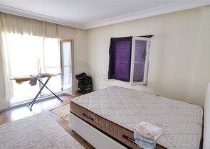 فيلا فاخرة 5 + 1 في كونيالتي