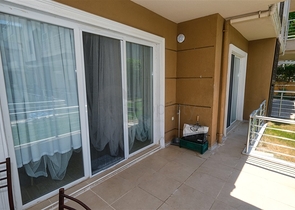 فيلا فاخرة 5 + 1 في كونيالتي