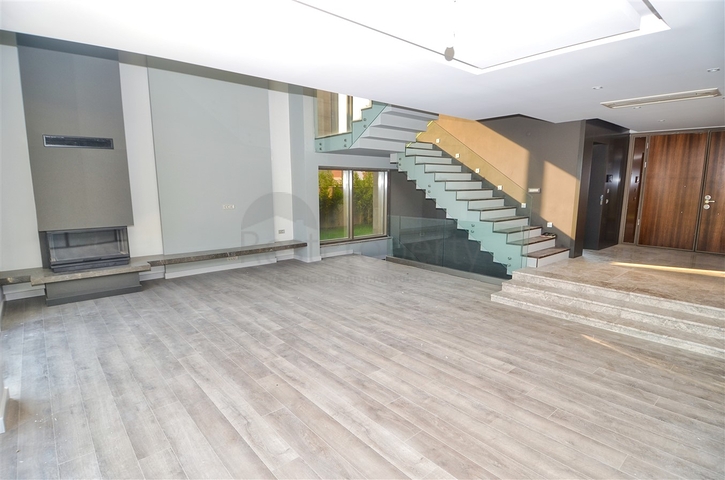 فيلا راقية 4 + 2 في منطقة الملا يوسف كونيالتي المرموقة