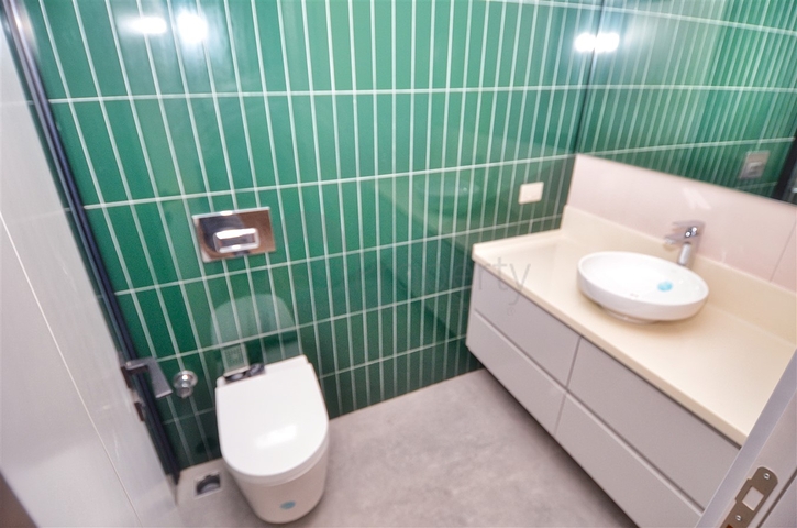 فيلا راقية 4 + 2 في منطقة الملا يوسف كونيالتي المرموقة