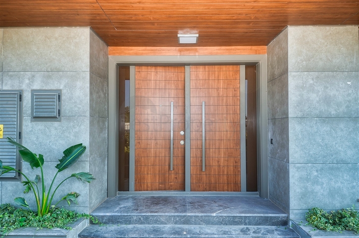 فيلا راقية 4 + 2 في منطقة الملا يوسف كونيالتي المرموقة