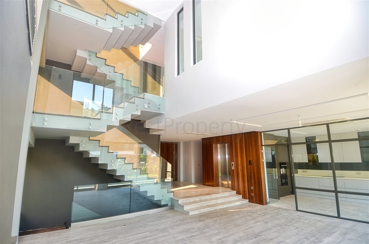 فيلا راقية 4 + 2 في منطقة الملا يوسف كونيالتي المرموقة